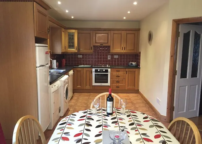 Burnham View * דינגל